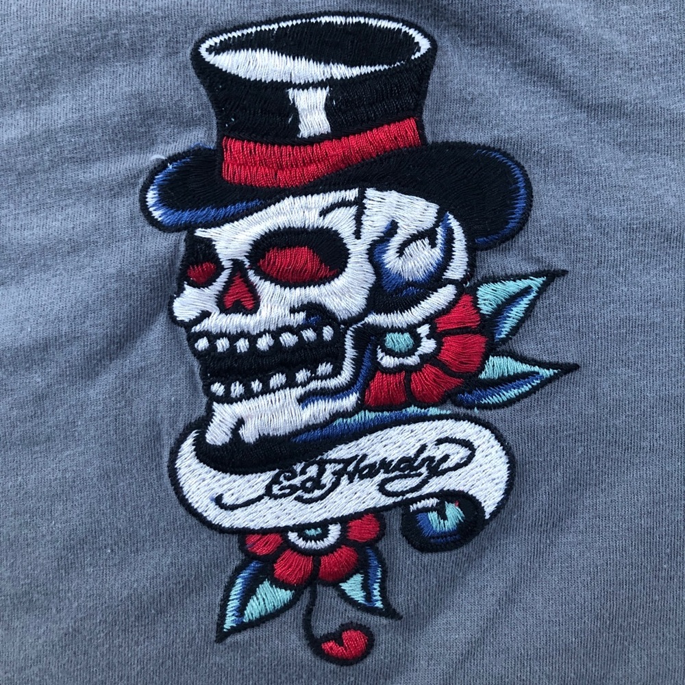Vintage Ed hardy embroidered skull tee grey XL great condition rare y2k